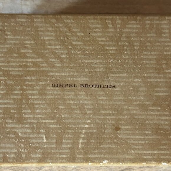 Vintage 4 Strand Clear Glass Bead Necklace with Unique Clasp Gimbel Brothers - Picture 9 of 9